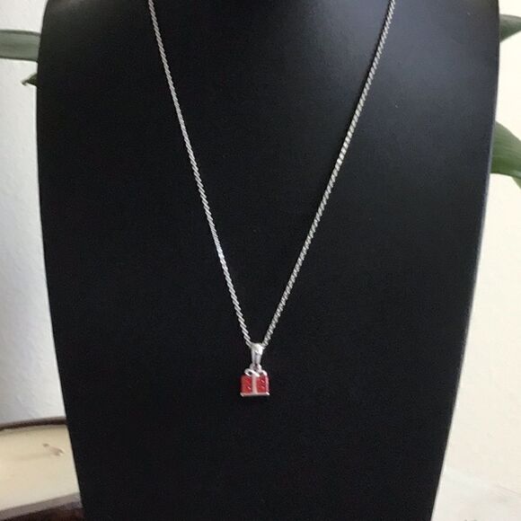 Swarovski Crystal Red Gift Box Silver Necklace - Picture 5 of 6